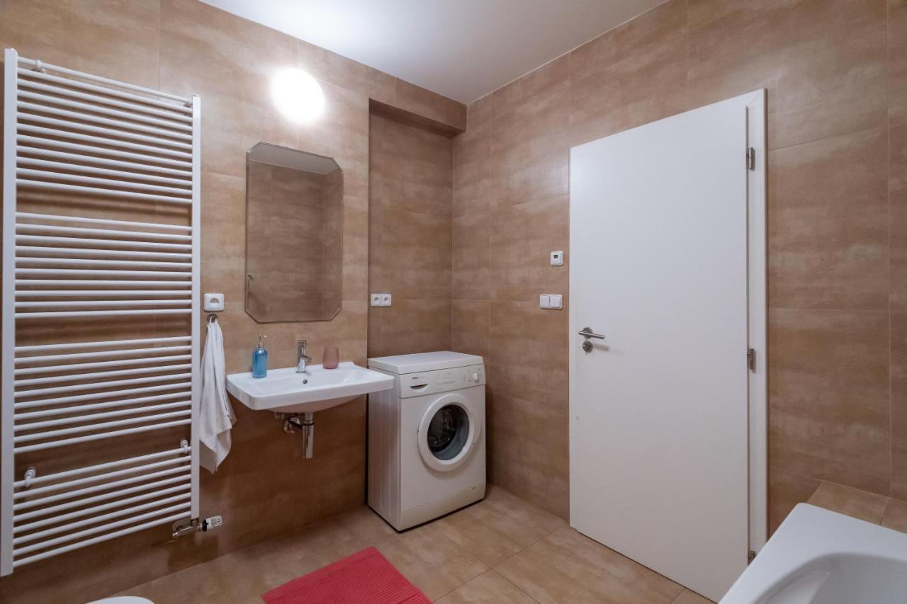 Luxury Apartment In The Center Of Prag Eksteriør billede
